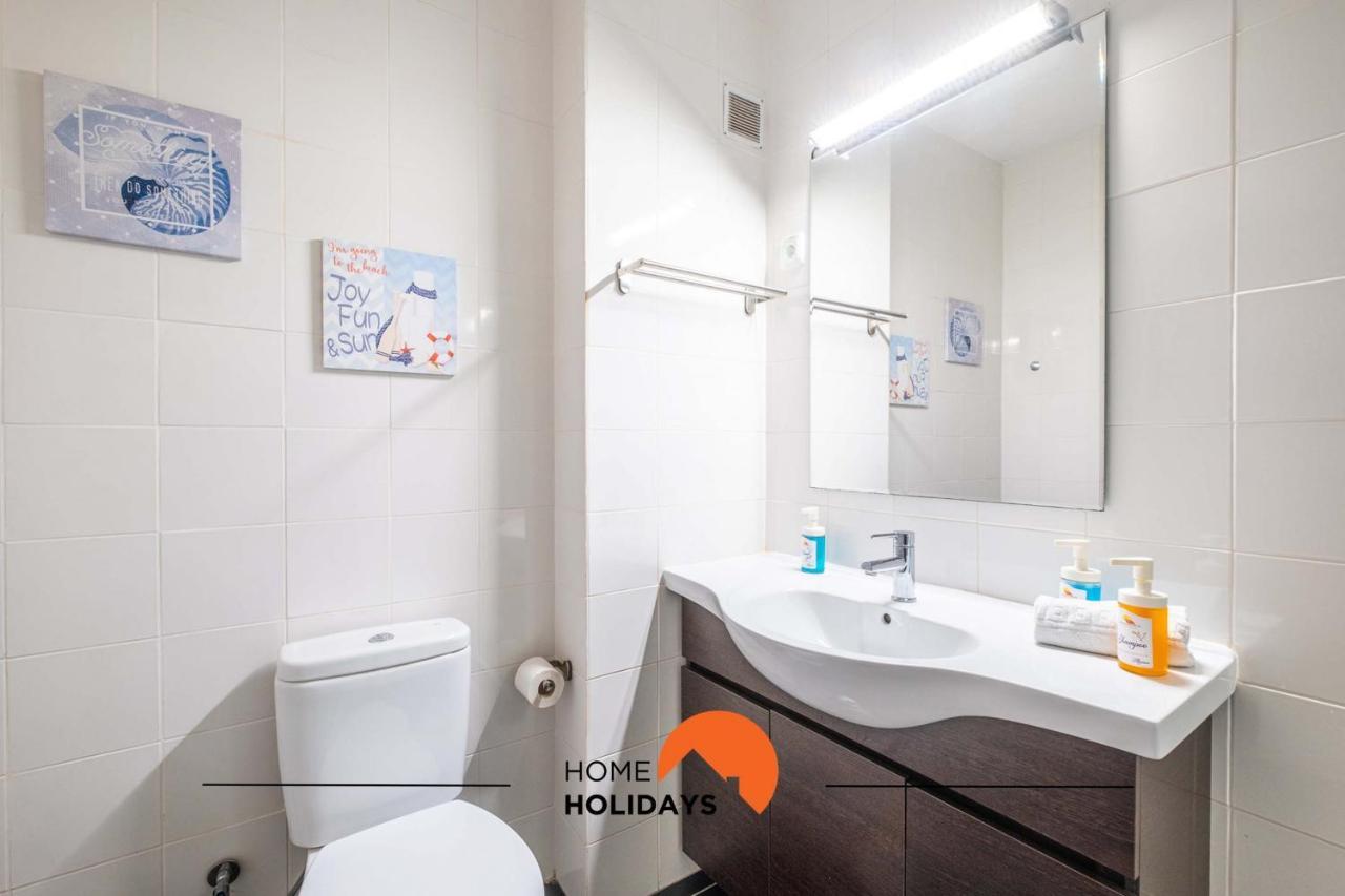 #112 Oura Flat By Holidays Appartement